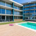 Sunny Vibes & Balcony With Pool Apartamento Espinho (Aveiro)