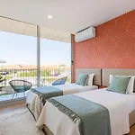 Sunny Vibes & Balcony With Pool Апартаменты *