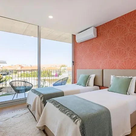 Sunny Vibes & Balcony With Pool Espinho (Aveiro)