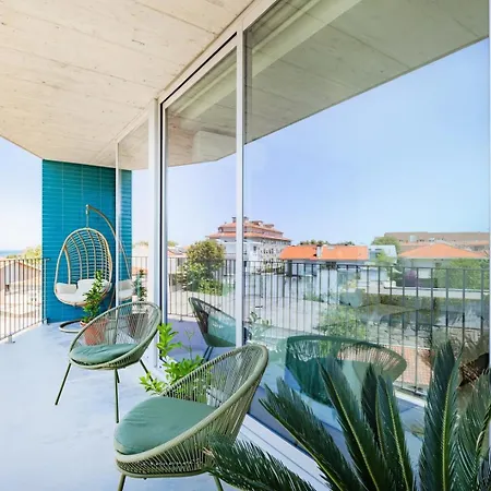Sunny Vibes & Balcony With Pool Апартаменты *