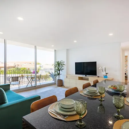 Apartament Sunny Vibes & Balcony With Pool Espinho (Aveiro)