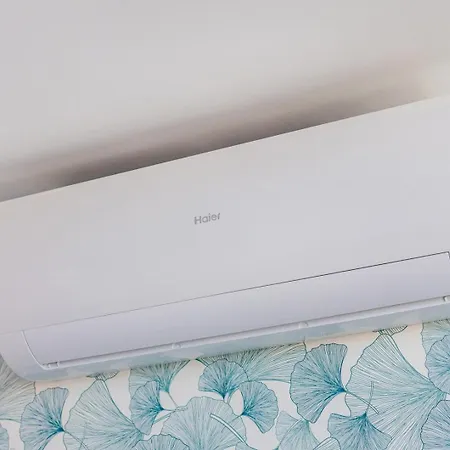 شقة Sunny Vibes & Balcony With Pool *