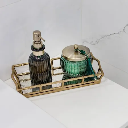 شقة Sunny Vibes & Balcony With Pool إسبِنو