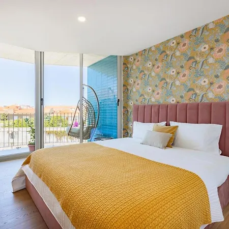 Sunny Vibes & Balcony With Pool Espinho (Aveiro)