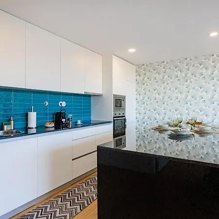 Apartment Sunny Vibes & Balcony With Pool Espinho (Aveiro)