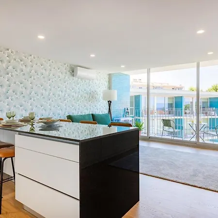 Sunny Vibes & Balcony With Pool Espinho (Aveiro)