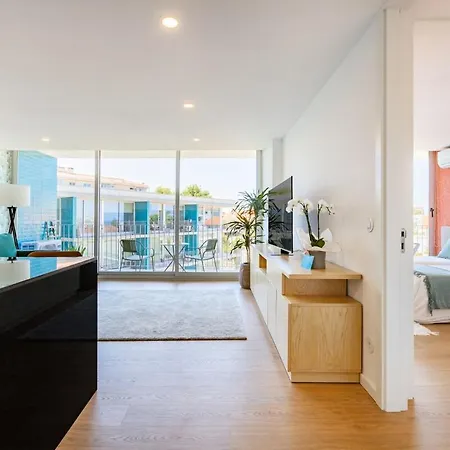 Sunny Vibes & Balcony With Pool Apartment Espinho (Aveiro)