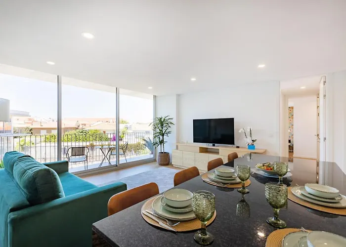 Apartamento Sunny Vibes & Balcony With Pool Espinho (Aveiro)