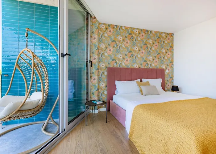 Sunny Vibes & Balcony With Pool Apartament Espinho (Aveiro)